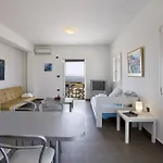 Villa Beachfront Thesseus *