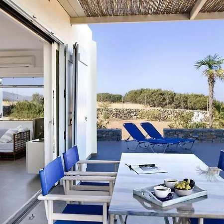 Villa Beachfront Thesseus Mucúna