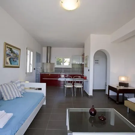 Beachfront Thesseus Villa Mucúna