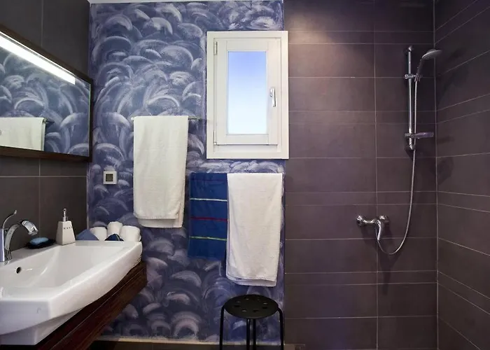 Beachfront Thesseus *